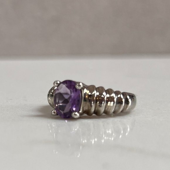 Sundance Amethyst Sterling Silver Handmade Ring | Vintage Artisan Jewelry - Picture 12 of 16